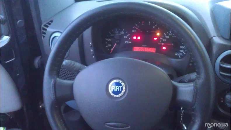 Fiat Doblo 2005