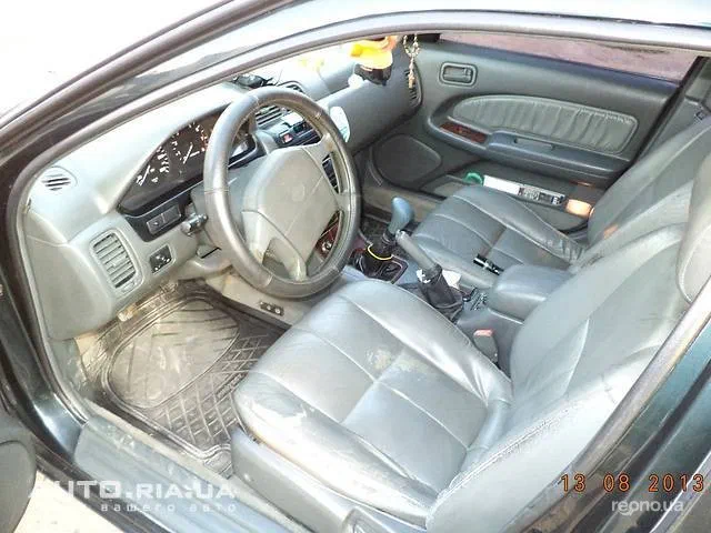 Nissan Maxima 1995 - 13