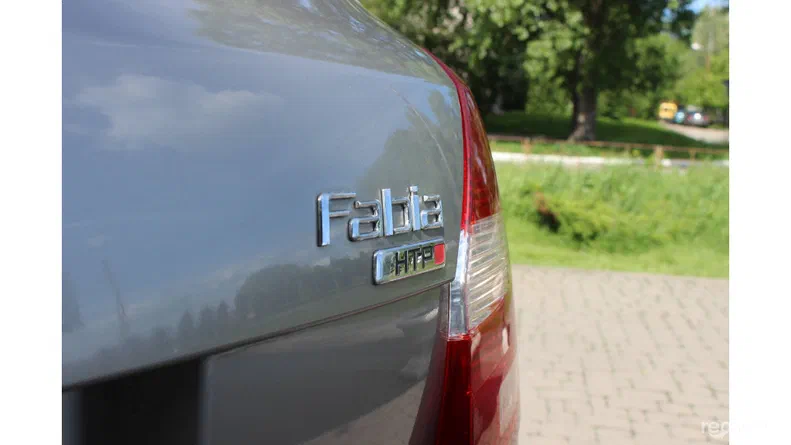 Skoda Fabia 2008 - 12