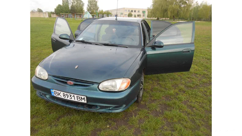 Kia Sephia 1998