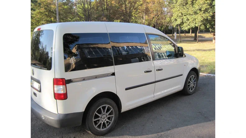 Volkswagen Caddy 2009