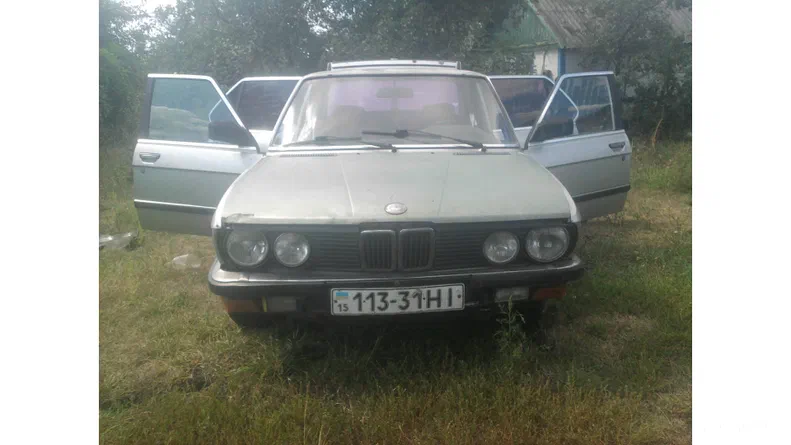 BMW 5 серии 1983