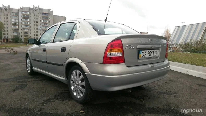 Opel Astra 2005
