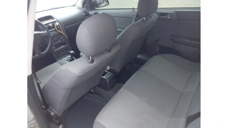 Opel Astra 2008 - 10