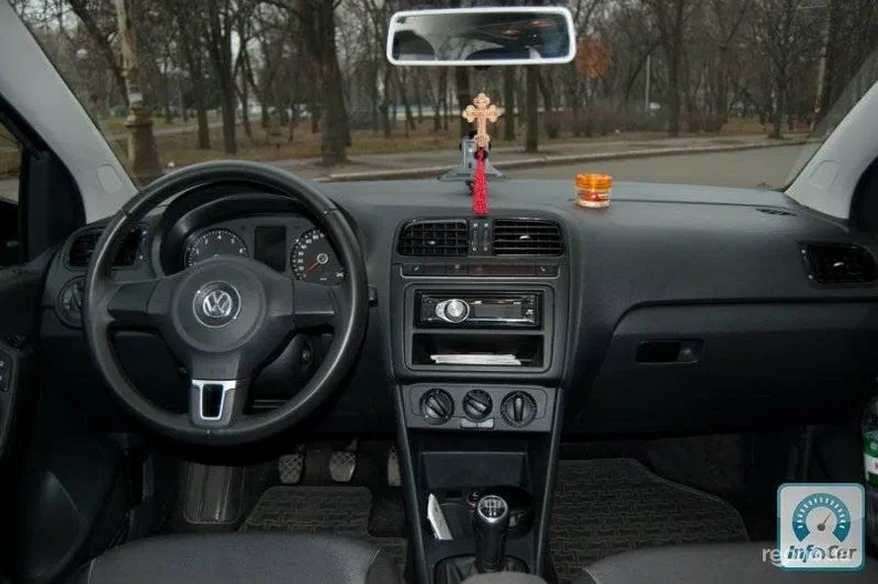 Volkswagen Polo 2012 - 6