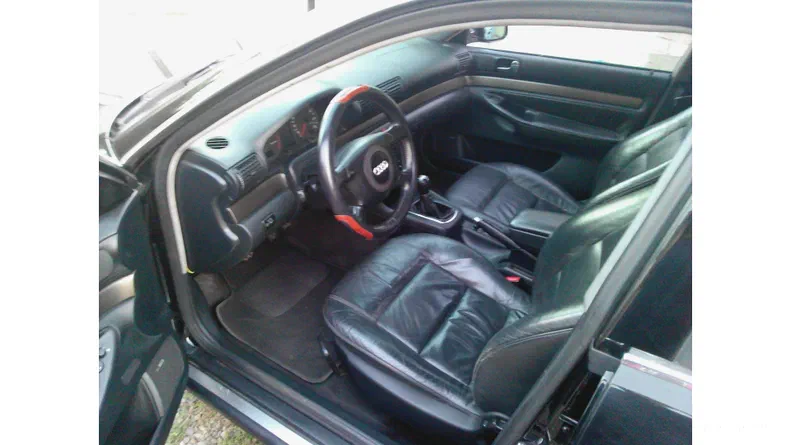 Audi A4 2000 - 10