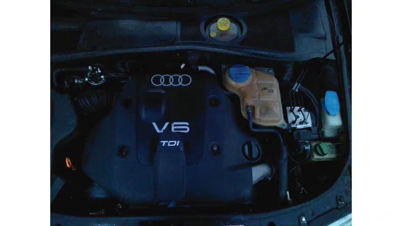 Audi A4 2000 - 13