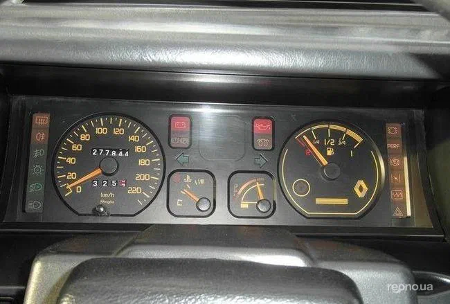 Renault 19 1989 - 13