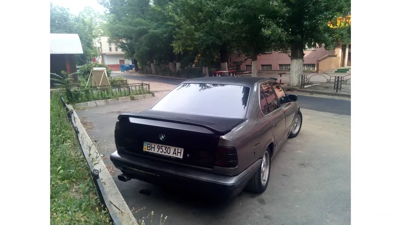 BMW 520 1988