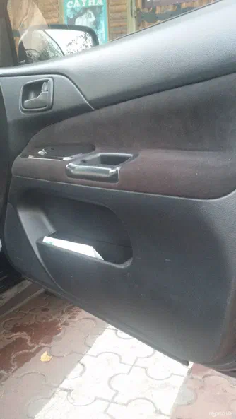 Mitsubishi Lancer 2006 - 6