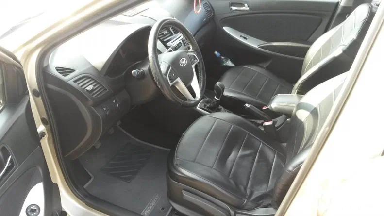 Hyundai Accent 2011 - 7