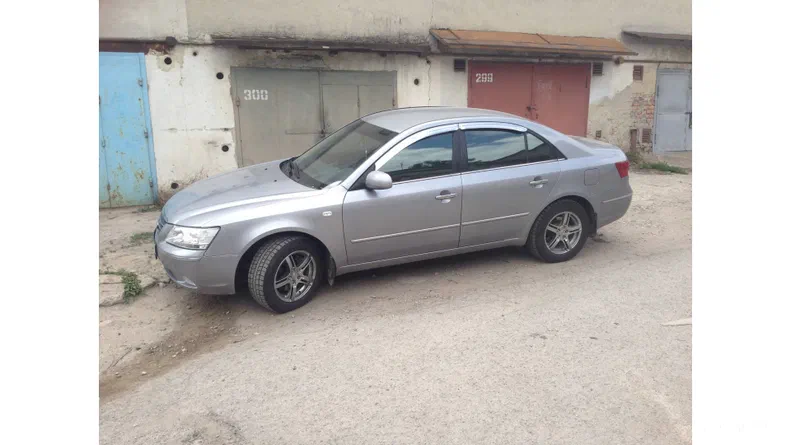 Hyundai Sonata 2009 - 8