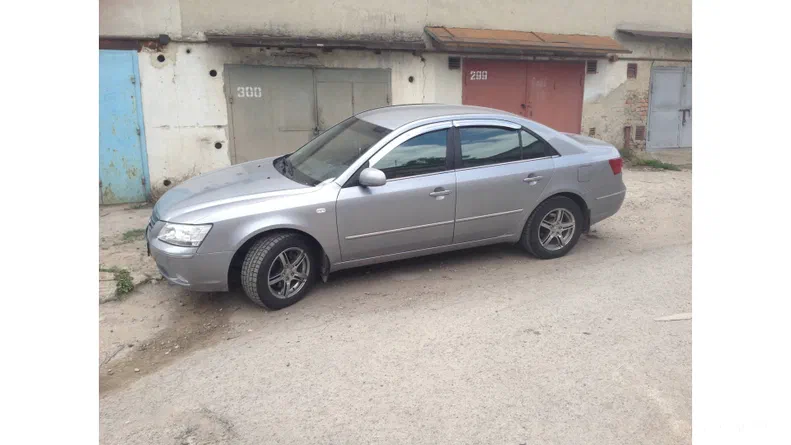 Hyundai Sonata 2009 - 9