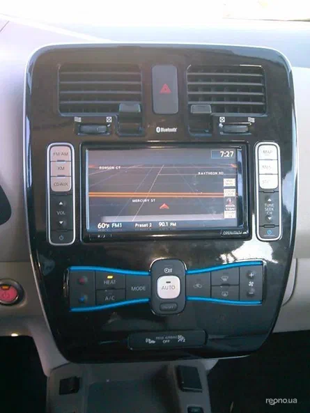 Nissan Leaf 2013 - 12