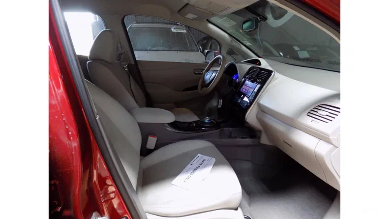 Nissan Leaf 2013 - 7