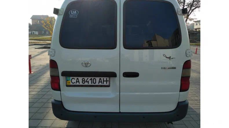 Toyota HiAce 2002