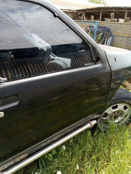 Nissan Pathfinder 1990 - 7