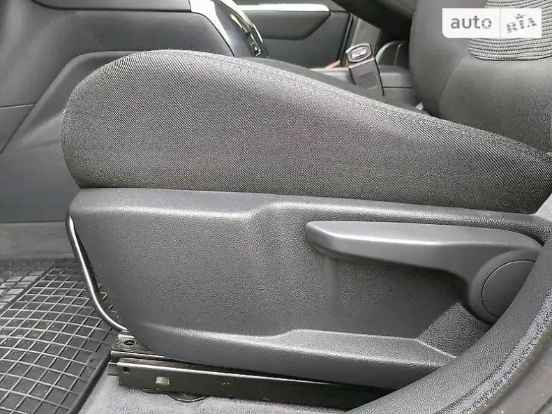 Peugeot 5008 2009 - 6