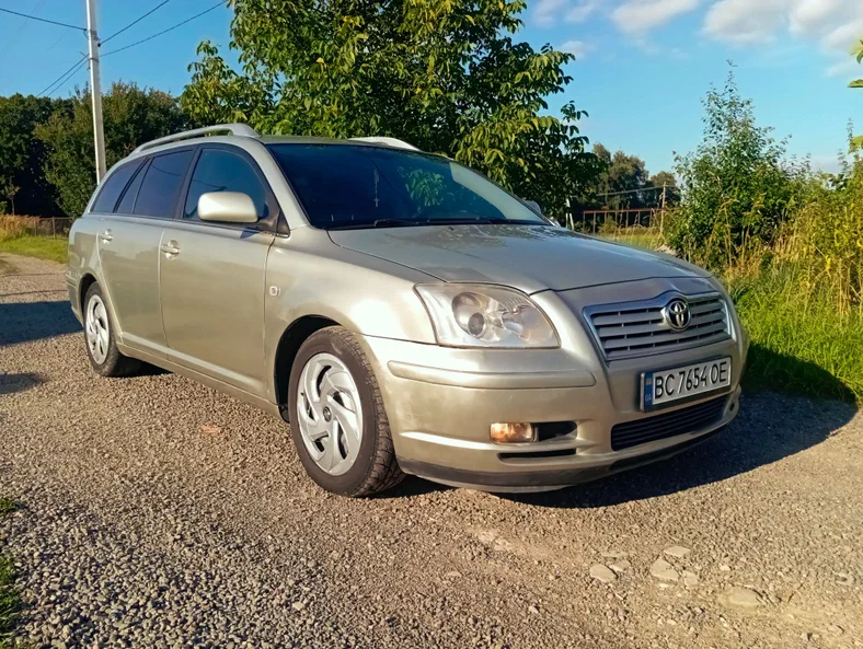 Toyota Avensis 2003