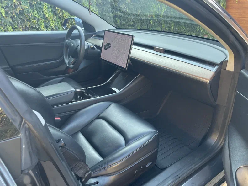 Tesla Model 3 2019 - 9