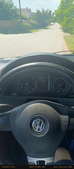 Volkswagen Multivan 2011 - 7