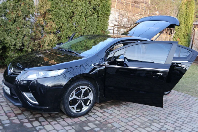 Opel Ampera 2012