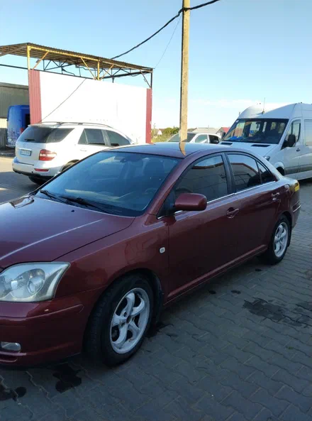 Toyota Avensis 2003 - 5