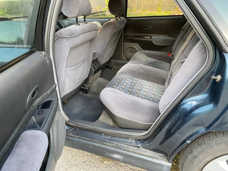 Renault Safrane 1994 - 6