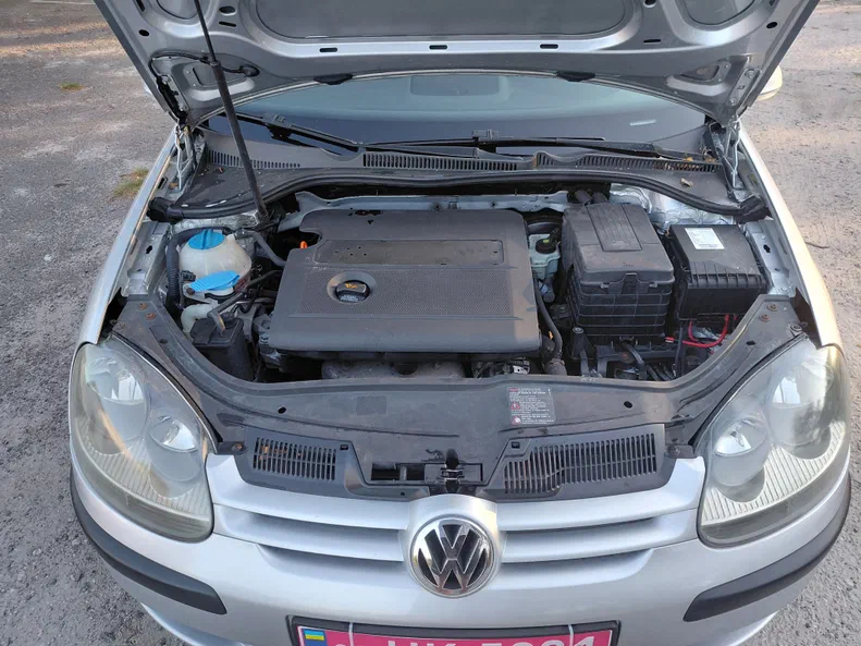 Volkswagen Golf 2003 - 1