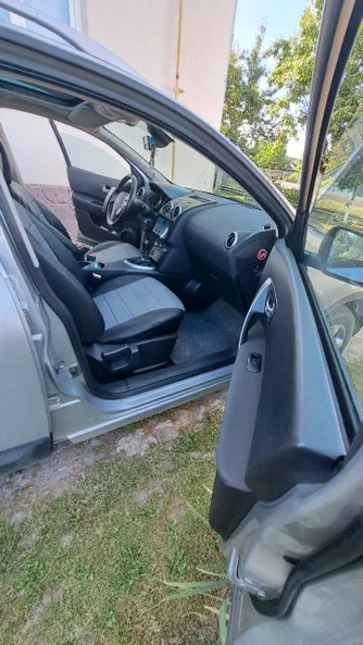 Nissan Qashqai+2 2008 - 9