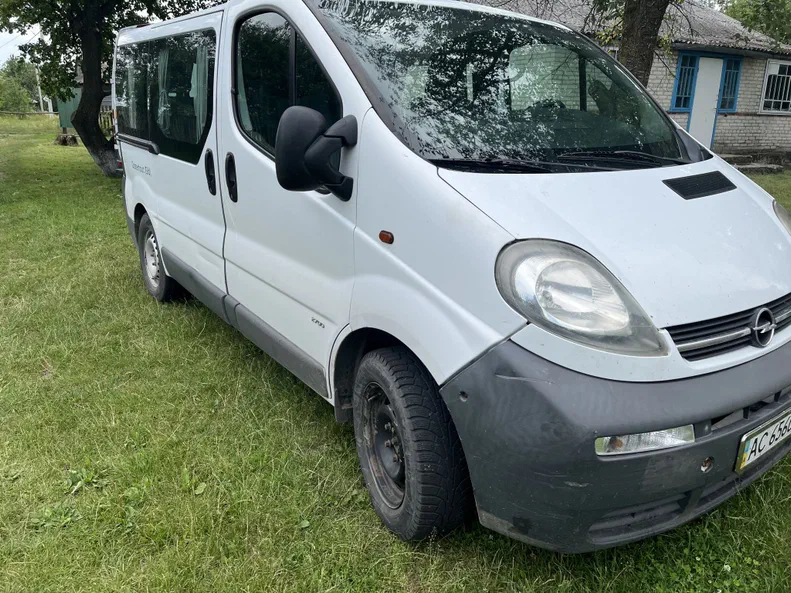 Opel Vivaro 2003
