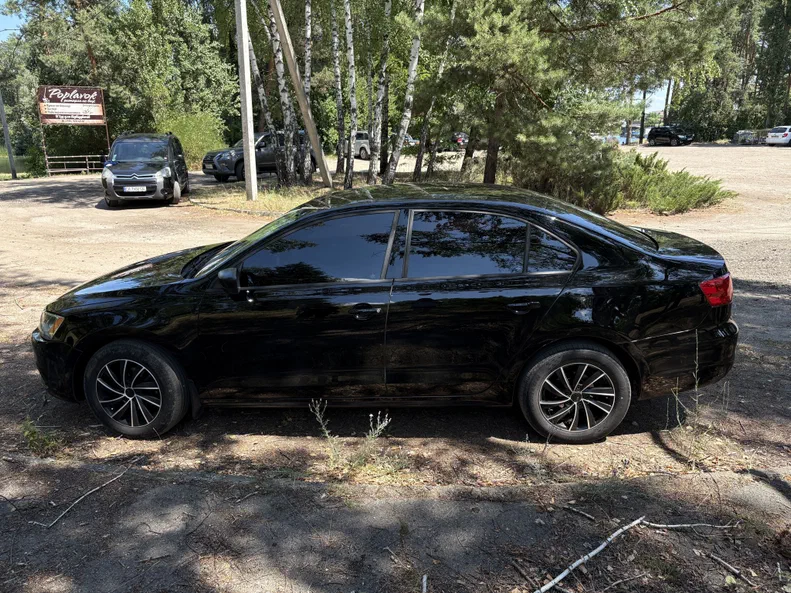 Volkswagen Jetta 2012 - 10