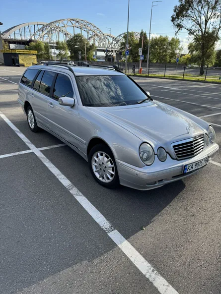 Mercedes-Benz E-Клас 2002 - 12