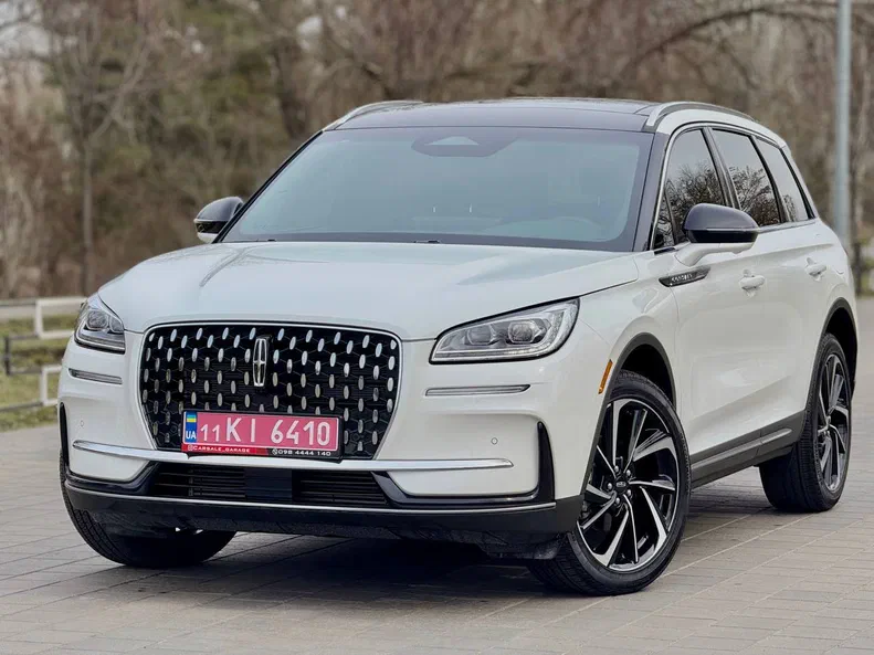 Lincoln Corsair 2024 - 10