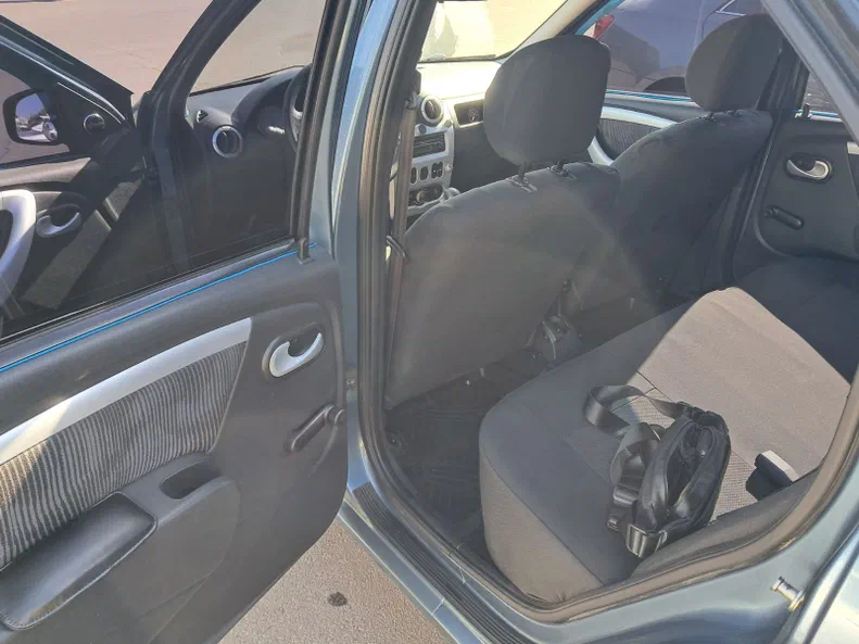 Dacia Logan 2008 - 13