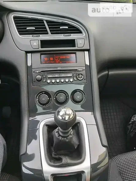 Peugeot 5008 2009 - 7