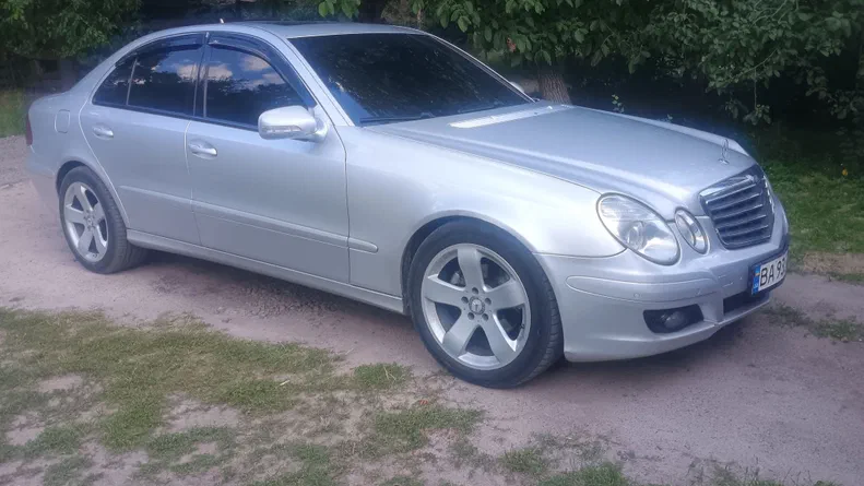Mercedes-Benz E-Клас 2006 - 9