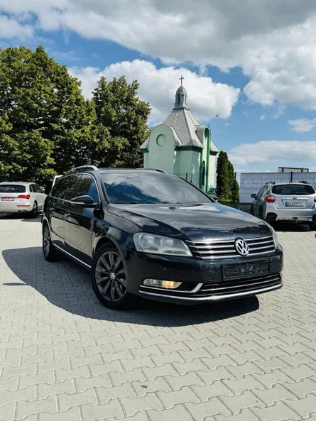 Volkswagen Passat 2011