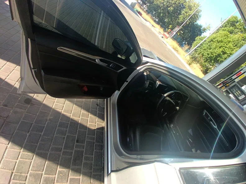 Ford Fusion (North America) 2017 - 9