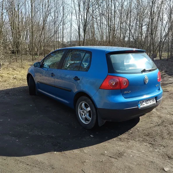 Volkswagen Golf 2003