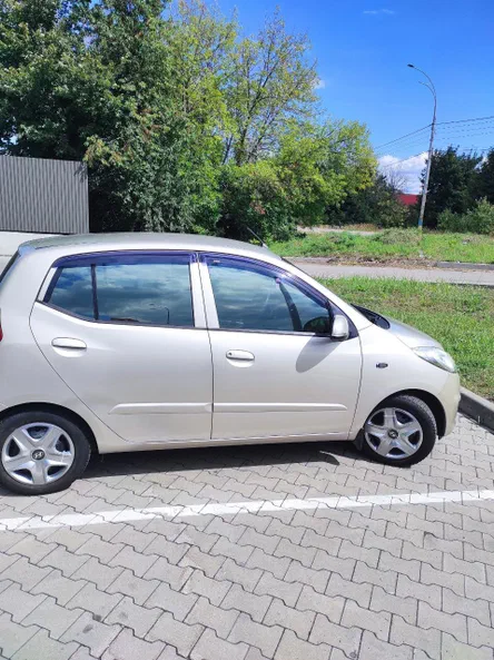 Hyundai i10 2013 - 16