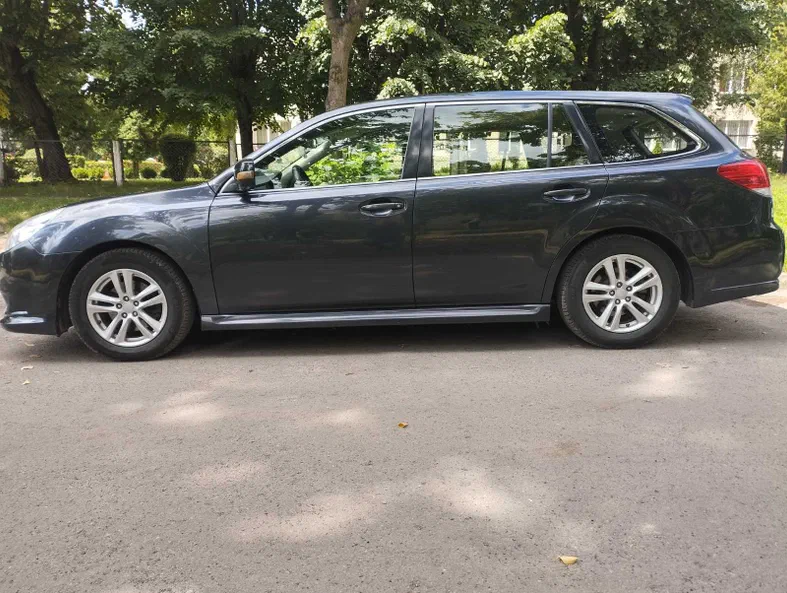 Subaru Legacy 2013