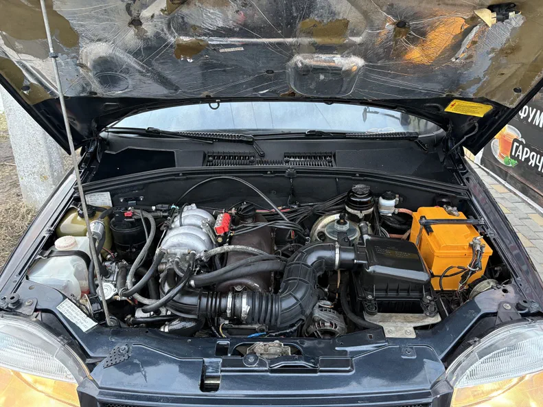 BMW 5 серія 2012 - 6