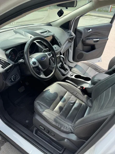 Ford Escape 2013 - 10