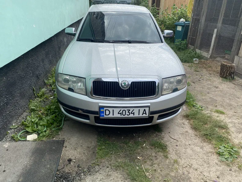 Skoda Superb 2003