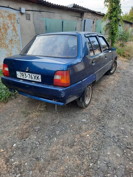 ЗАЗ 1102 «Таврия» 2002