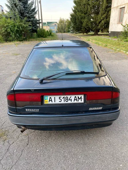 Renault Safrane 1994