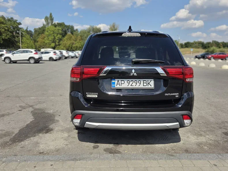 Mitsubishi Outlander 2017 - 10