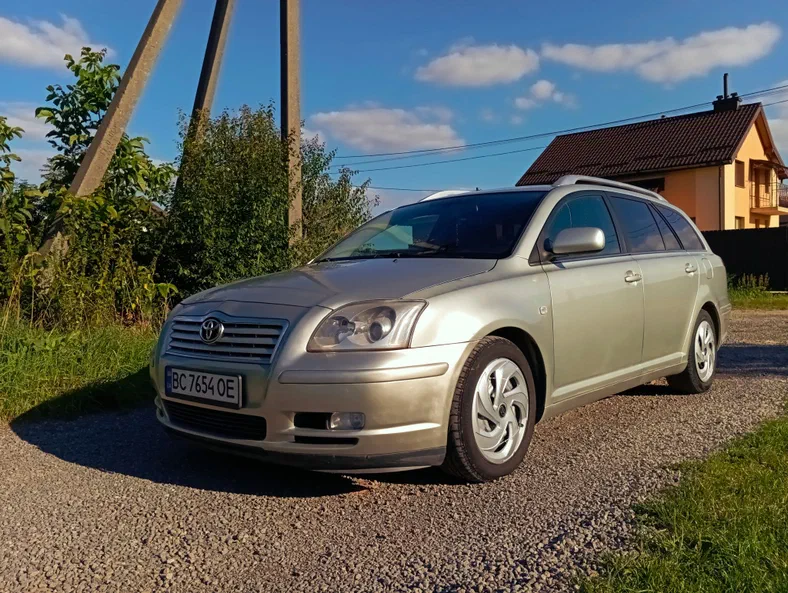 Toyota Avensis 2003