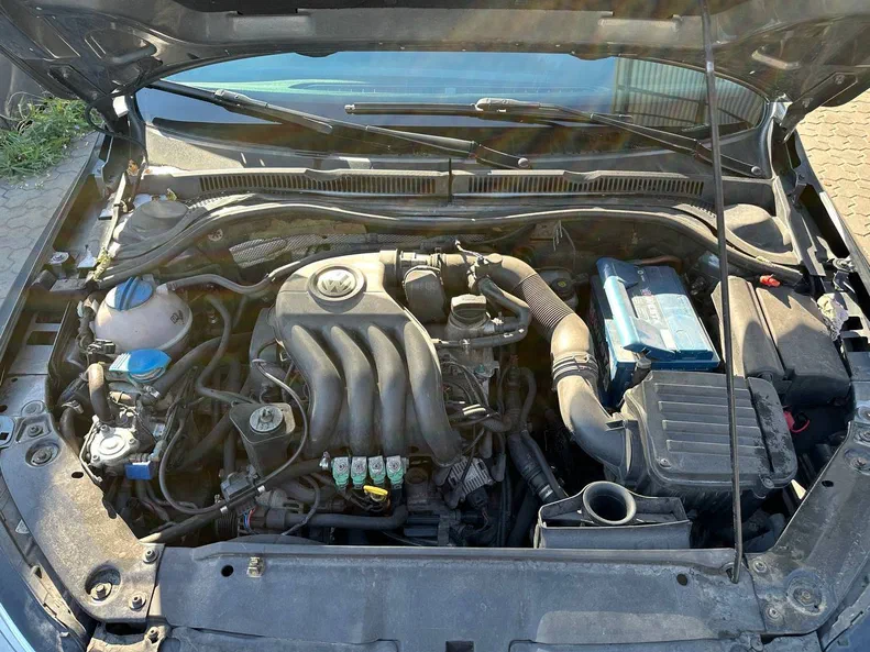 Volkswagen Jetta 2014 - 16